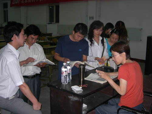 王燕老师为学员答疑